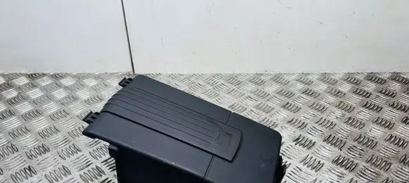 Audi Q3 8U Battery box tray cover/lid 3C0915443A