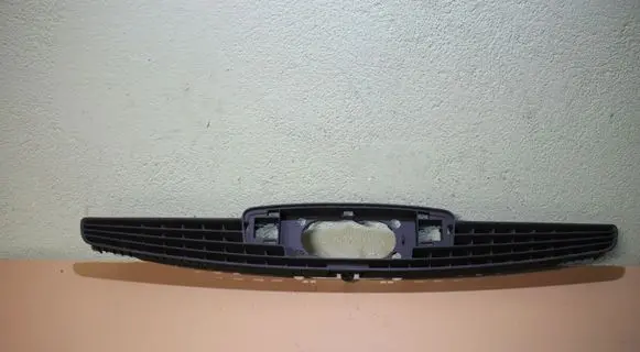 Audi A3 S3 8P Dashboard air vent grill cover trim 8P0819635