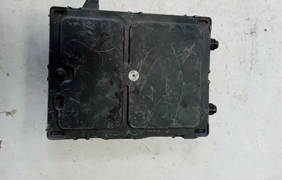 Nissan Rogue Central body control module S180192100