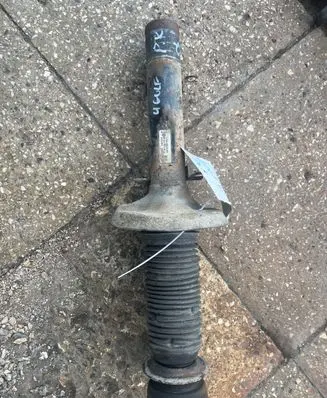 Volkswagen Golf IV Front shock absorber/damper