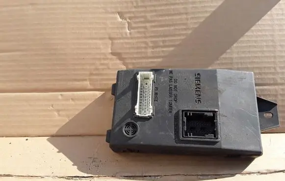 Renault Thalia I Comfort/convenience module 8200103749B