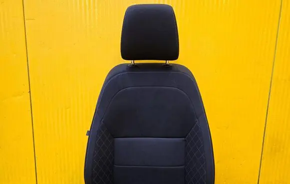 Skoda Superb B8 (3V) Front passenger seat 