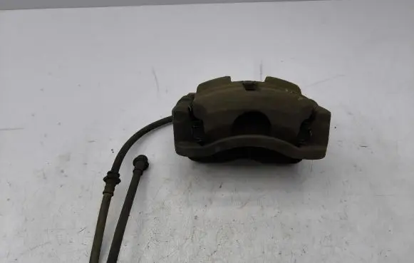Nissan Qashqai Front brake caliper