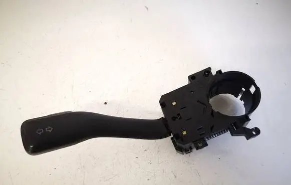Audi A3 S3 8L Wiper turn signal indicator stalk/switch 8L0953513G