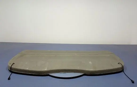 Parcel shelf