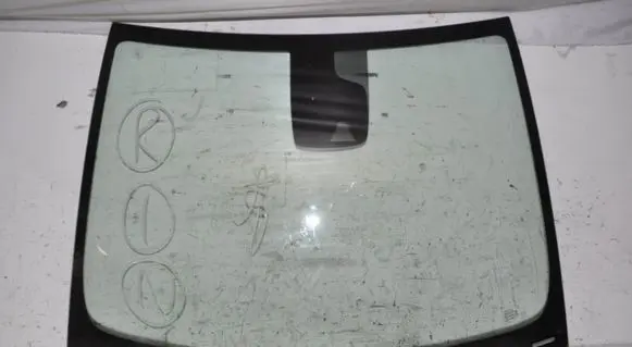 Citroen C3 Front windscreen/windshield window 