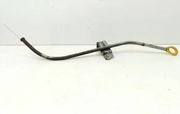 Toyota Prius (XW30) Oil level dip stick 