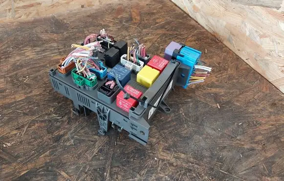 Renault Laguna II Fuse box set 8200144809 8200004201 8200144809A