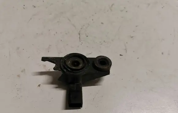 Ford Mustang V Vacuum valve AU5A9G866AB