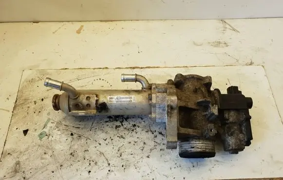 Volvo XC90 EGR valve cooler 880766L 500863040