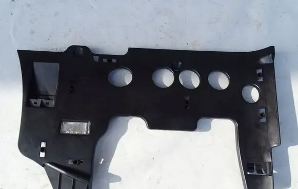 Volkswagen Scirocco Dashboard lower bottom trim panel 1K1863083