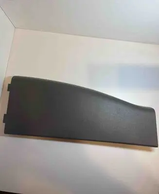 (B) pillar trim (bottom)