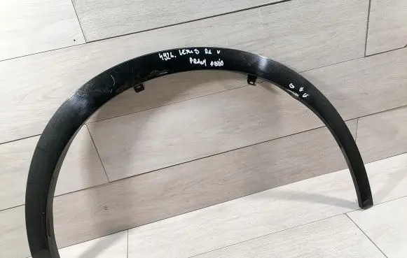Lexus RX 450H Front arch trim 7560148080