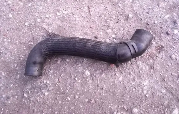 Toyota Avensis T250 Engine coolant pipe/hose