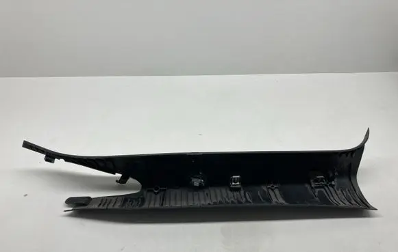 Ford Mustang VI (C) pillar trim FR3B6303513