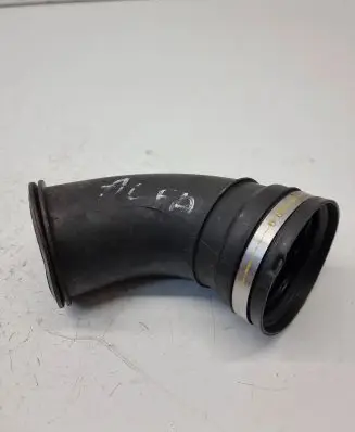 Alfa Romeo Giulietta Air intake duct part