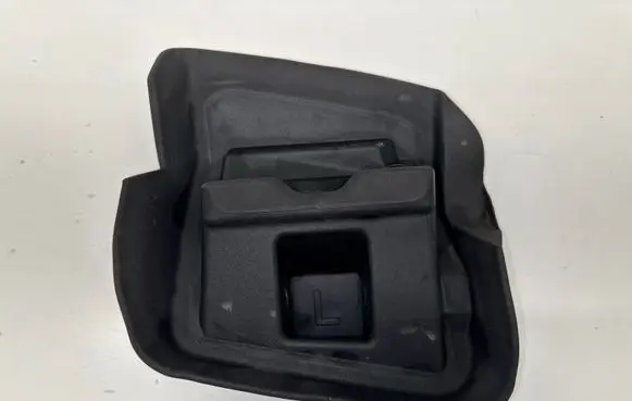 Ford F150 Tow hook cap/cover FL3401897AB 9055