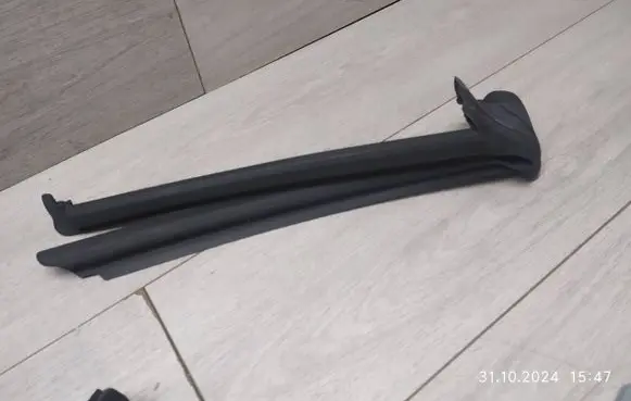 Porsche 992 Rubber seal rear door window/glass 992837479C