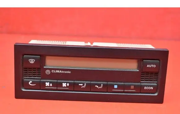Volkswagen PASSAT B5 Climate control unit 3B1907044A