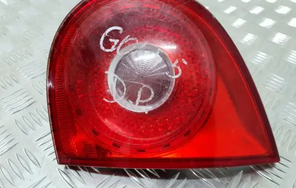 Volkswagen Golf V Tailgate rear/tail lights 285002