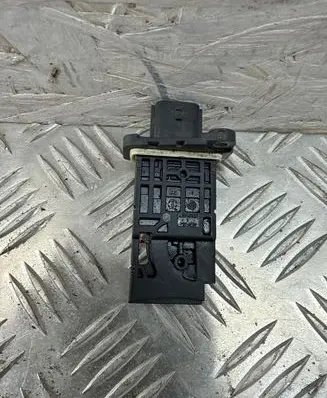 Nissan X-Trail T32 Mass air flow meter H8201267959 93450753