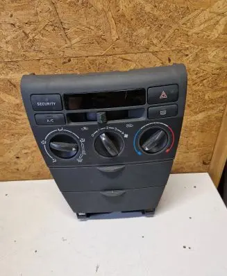Toyota Corolla E120 E130 Climate control unit 5541102180