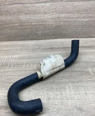 Mercedes-Benz Sprinter W901 W902 W903 W904 Engine coolant pipe/hose A9008323423