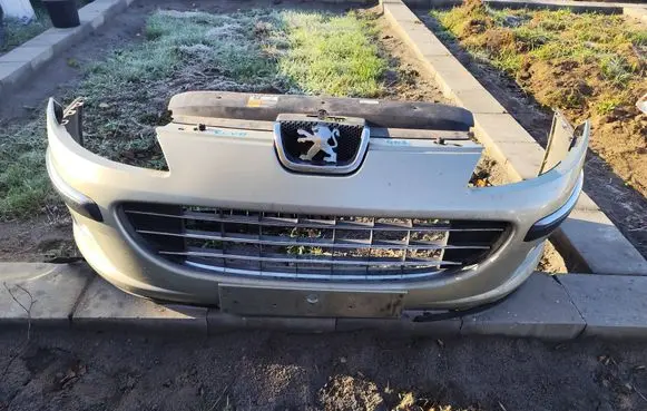Front bumper
