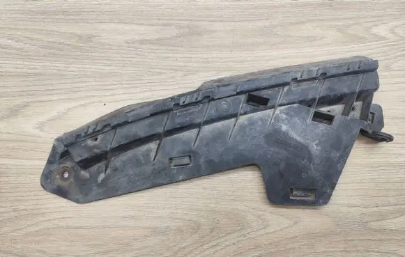 Volvo XC70 Front bumper mounting bracket 30796387 BP3EA