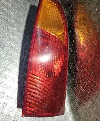Ford Focus Rear/tail lights XS413405