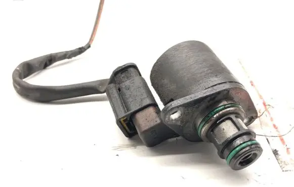 Peugeot 508 Fuel pressure regulator 