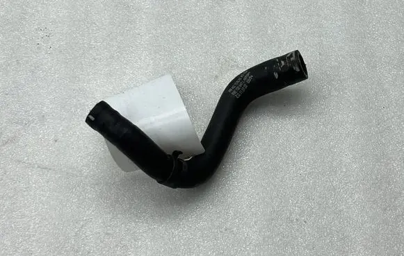 Volkswagen T-Roc Engine coolant pipe/hose 05E122447L