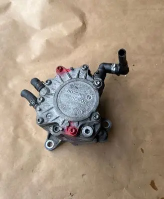 Audi A4 S4 B7 8E 8H Vacuum pump 03G145209C 250707B
