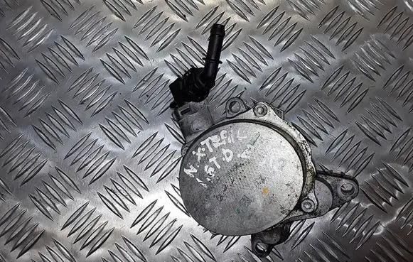 Nissan X-Trail T32 Vacuum pump 146503760R