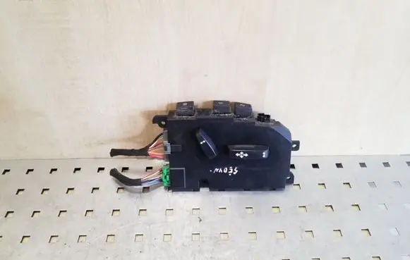 Volvo S80 Seat control switch 30797729