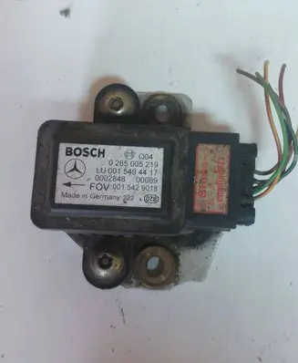 Mercedes-Benz A W168 ESP acceleration yaw rate sensor 0265005219