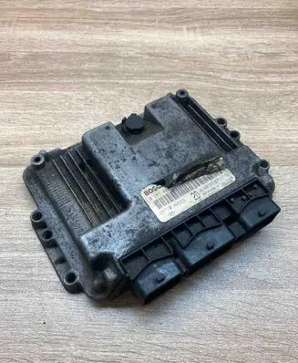 Nissan Primera Engine control unit/module ECU 8200391971 0281011645