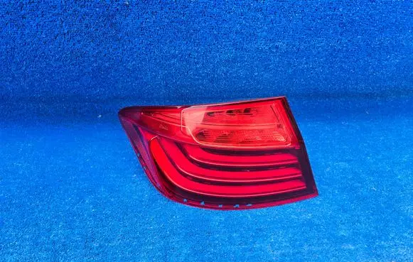 BMW 5 F10 F11 Rear/tail lights 7306161