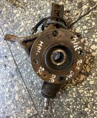 Peugeot 307 Front wheel hub