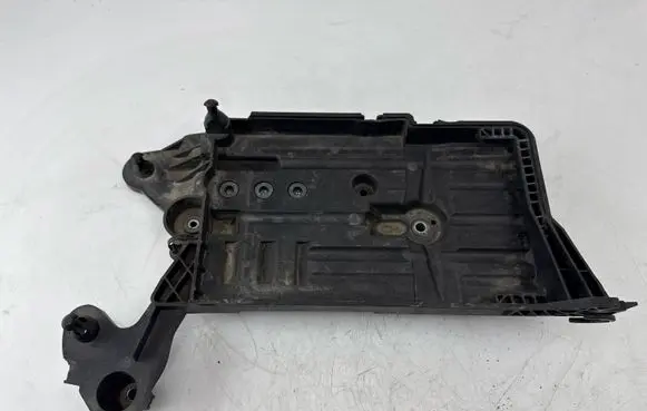 Audi A3 S3 8V Battery tray 5Q0915331K