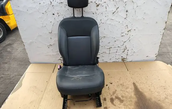 Renault Kangoo II Front driver seat 