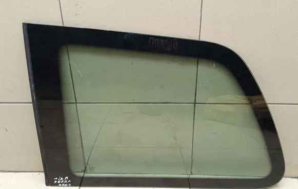 Peugeot 307 Rear side window