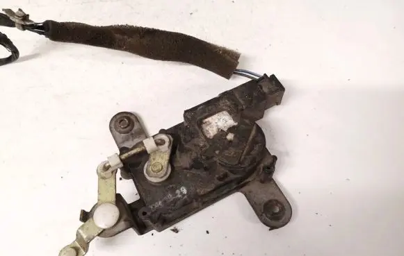 Hyundai Accent Central locking motor 