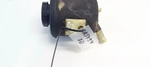 Power steering fluid tank/reservoir