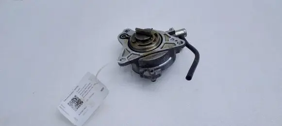 Suzuki SX4 S-Cross Vacuum pump 87306503