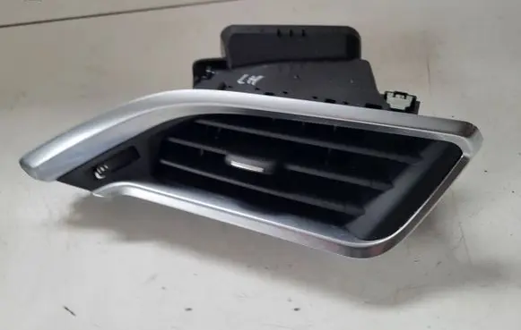 Peugeot 2008 I Dashboard side air vent grill/cover trim 9673131677