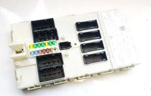 BMW i3 Fuse box set 6135938370201