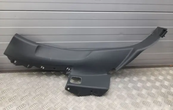 Audi Q7 4M Rear sill trim cover 4M0867767D