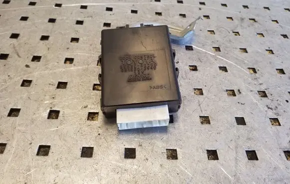 Toyota Yaris Door control unit/module 8598052200