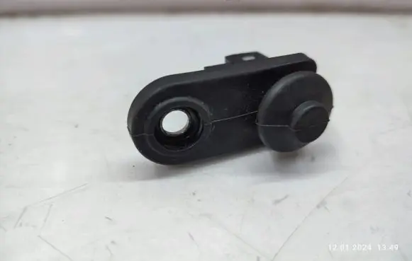 KIA Sportage Front door sensor 93560 1M500